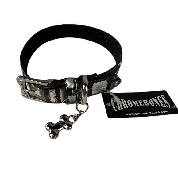 Chrome Bones | Black & Silver Dog Collar Size Small